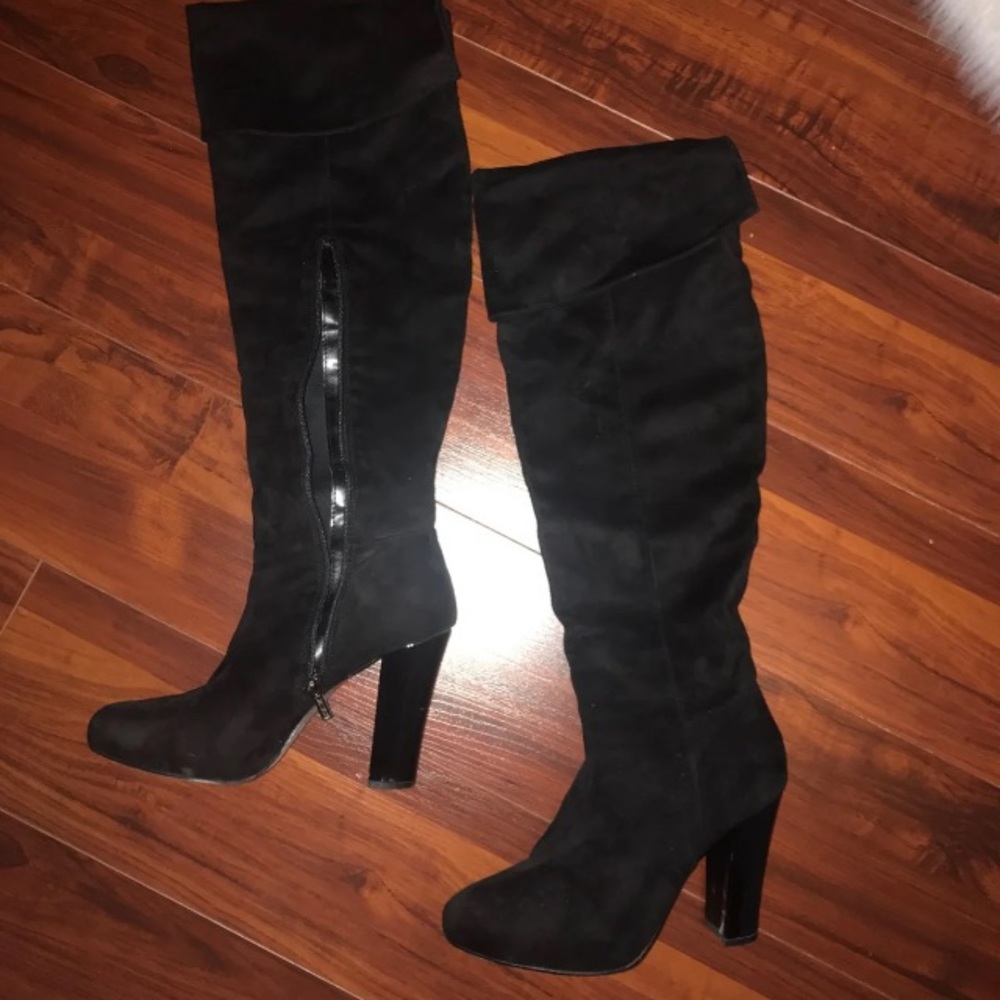 High heel boots